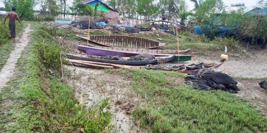 မုန်တိုင်းအလွန် ငမန်းရဲကျွန်းရှိ ရေလုပ်သားများ စားဝတ်နေရေးအခက်ကြုံ 