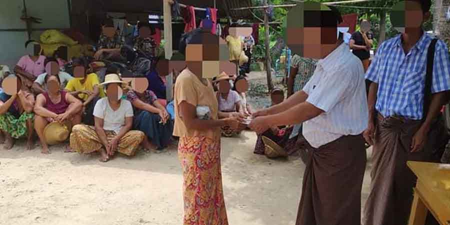 ဒီပဲယင်းမြို့နယ်ရှိ စစ်တပ် မီးရှို့ခံခဲ့ရသည့် နေအိမ် ၅၀၀ အတွက် ငွေကြေးလှူဒါန်း