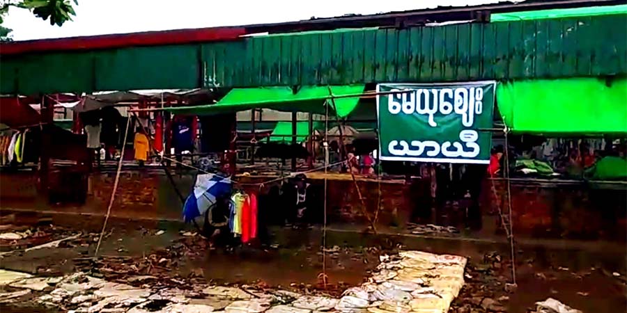 မုန်တိုင်းသင့် စစ်တွေ မေယုဈေးကို ပြုပြင်မပေးသဖြင့် ဈေးသည်များ အခက်တွေ့