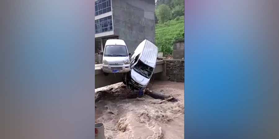 တရုတ်နယ်စပ် ယူနန်ပြည်နယ်တွင် မိုးကြီး ရေလျှံ