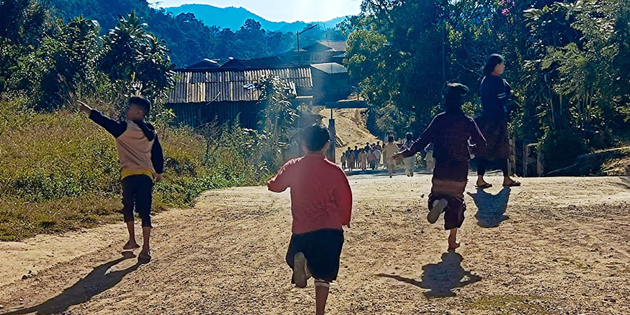 မြန်မာအပါအဝင် ပဋိပက္ခနိုင်ငံများတွင် ကလေးငယ်အခွင့်အရေး ပုံစံမျိုးစုံဖြင့် ချိုးဖောက်ခံနေရ
