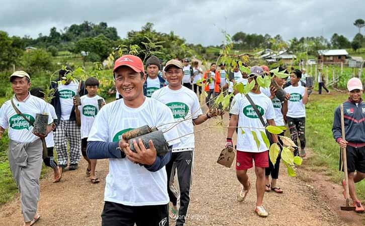 ကရင်နီဒေသတွင် သစ်ပင်ပန်းပင်ပေါင်း ၂၀၀၀ ကျော် စိုက်ပျိုး