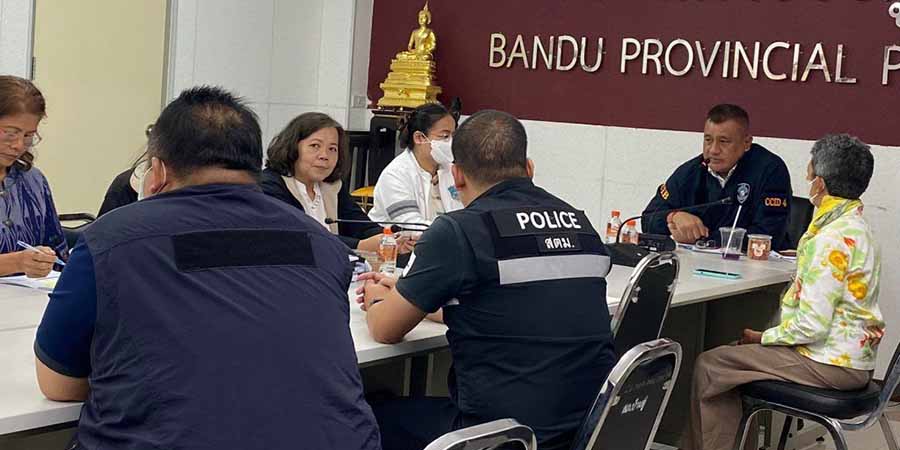 နေရပ်ပြန်ပို့ခံရမည့် ကလေးများ ပညာဆက်သင်နိုင်ရန် ထိုင်းလူ့အခွင့်အရေးအဖွဲ့များ ကူညီပေးနေ