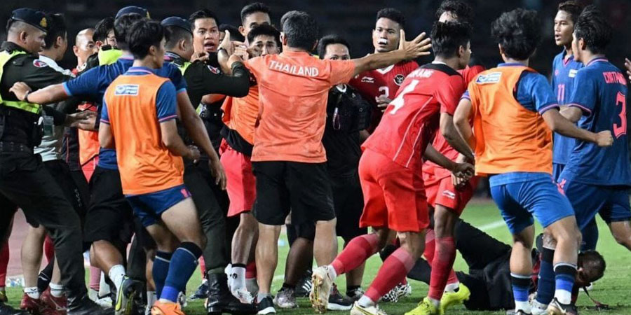 ခိုက်ရန်ဖြစ်ခဲ့သည့် အင်ဒိုနီးရှားနှင့် ထိုင်းအသင်းတို့ကို အာရှဘောလုံးအဖွဲ့ချုပ် အရေးယူ
