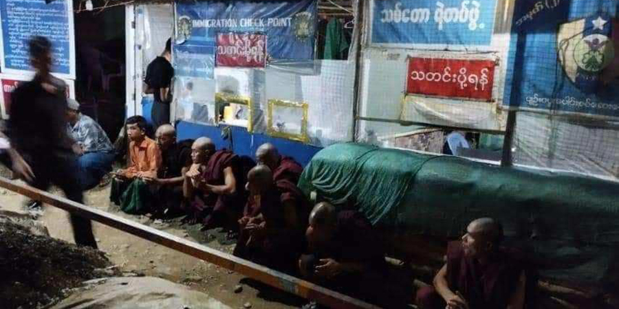 ငဖဲမြို့တွင် သင်္ကန်းဝတ် ရိုဟင်ဂျာ ၆ ဦးနှင့် ခေါ်လာသူသီလရှင် ၁ ပါး ဖမ်းဆီးခံရ