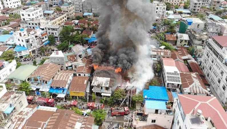 မန္တလေးတွင် ဝါယာရှော့ဖြစ်ပြီး နေအိမ် ၅ လုံးမီးလောင် 
