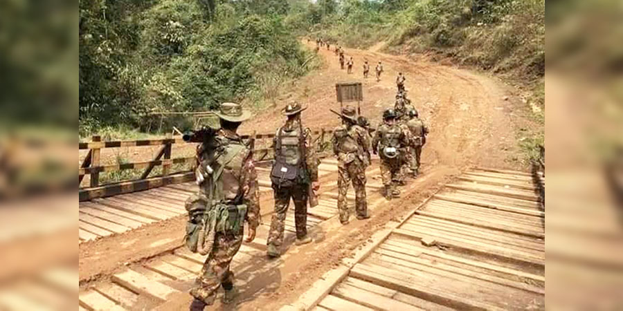 စစ်တပ်က ဘီးလင်းပြည်သူ ၁၀ ဦးကျော်ကို ဖမ်းဆီး၊ ပြည်သူထောင်ချီတိမ်းရှောင်နေရ