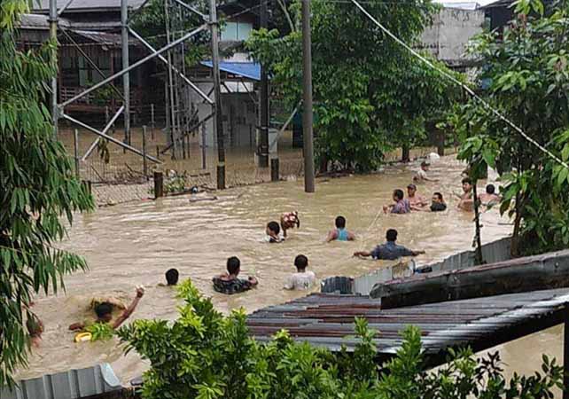 ဟိုပင်မြို့ပေါ် ရပ်ကွက်အချို့  ရေကြီး 