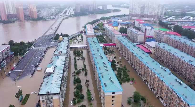 တရုတ်တွင် မိုးသည်းထန်ပြီး မြစ် ၅၀ ကျော် စိုးရိမ်ရေမှတ်ကျော်လွန် 