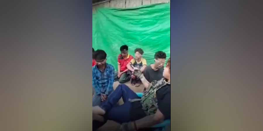 ဓားပြတိုက်လူသတ်ခဲ့သည့် တရားခံ ၇ ဦးကို မုံရွာပြည်သူ့လုံခြုံရေးတပ်ဖွဲ့က ဖမ်းမိ 