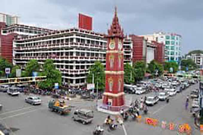မန္တလေးတွင် အိမ်စီးကားများ မှန်ချမောင်းနှင်ကြရန် မြို့ပြပြောက်ကျားတပ်ဖွဲ့ တိုက်တွန်း