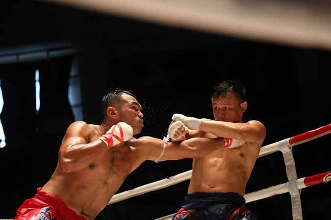 မြန်မာ့ရိုးရာလက်ဝှေ့ ကမ္ဘာ့ချန်ပီယံရှစ်ခါးပတ် ဆက်ထိန်းနိုင်ခဲ့သည့် ထွန်းထွန်းမင်း