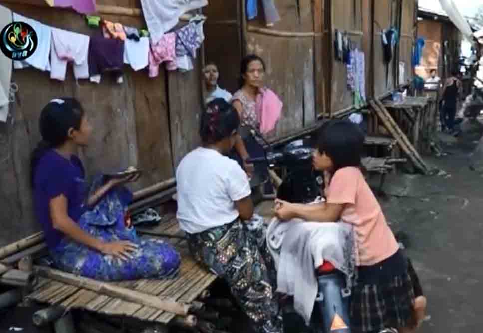 ေျမၿပိဳမူေၾကာင့္ ကခ်င္ျပည္နယ္ ဂ်ာယန္းဒုကၡသည္စခန္းက အိမ္ေျခ ၁၀၀ ေက်ာ္ကို ေျပာင္းေရႊ႕