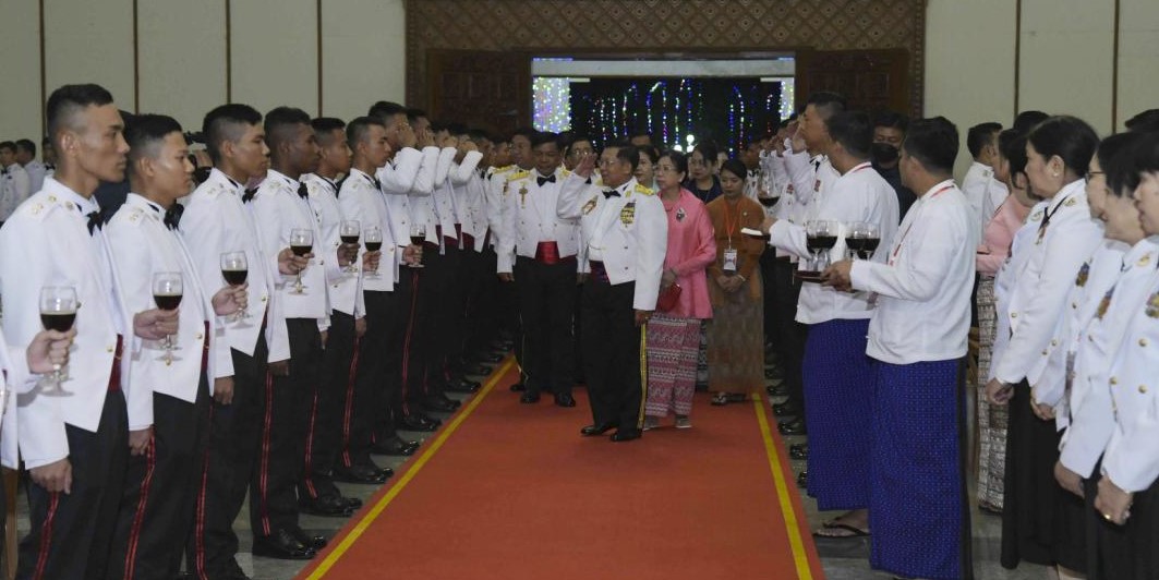 စစ်တပ်ကို ပုန်ကန်ရန် လှုံ့ဆော်ရေးသားခဲ့သည့် ဗိုလ်လောင်း ၁ ဦး သေဒဏ်ပေးခံရ