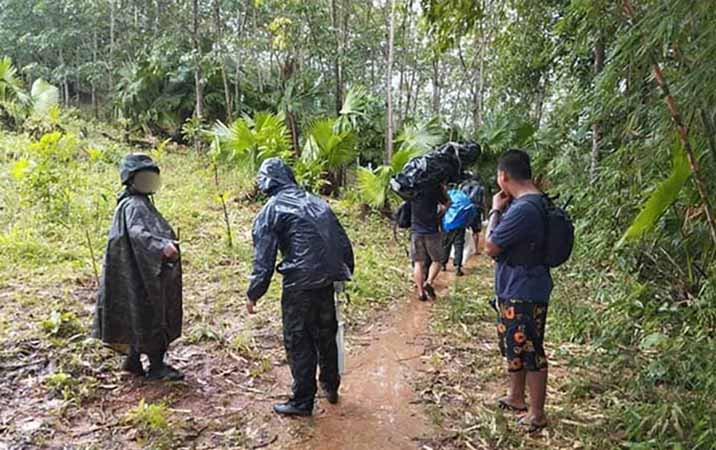 ရေးနှင့် ပေါင်မြို့နယ်တို့တွင် စစ်ကောင်စီတပ်နှင့်ပြည်သူ့ကာကွယ်ရေးတပ်တို့ တိုက်ပွဲဖြစ်