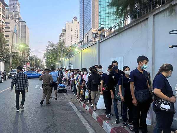 PJ  ပတ်စ်ပို့ကိုင်ထားသူများ ဘန်ကောက်သံရုံး၌ ရက်ချိန်းယူစရာမလိုပဲ သက်တမ်းတိုးနိုင်