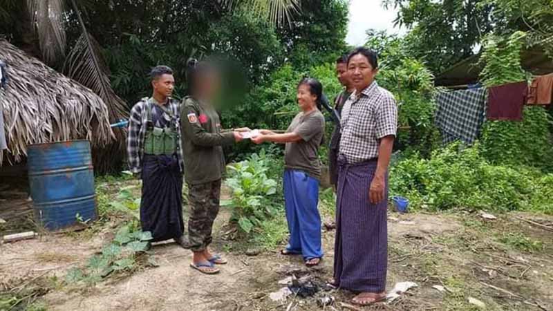 ပုလဲမြို့နယ်က အမျိုးသမီးရဲဘော်များကို NUG က ကျပ် ၅ သောင်းစီ ထောက်ပံ့