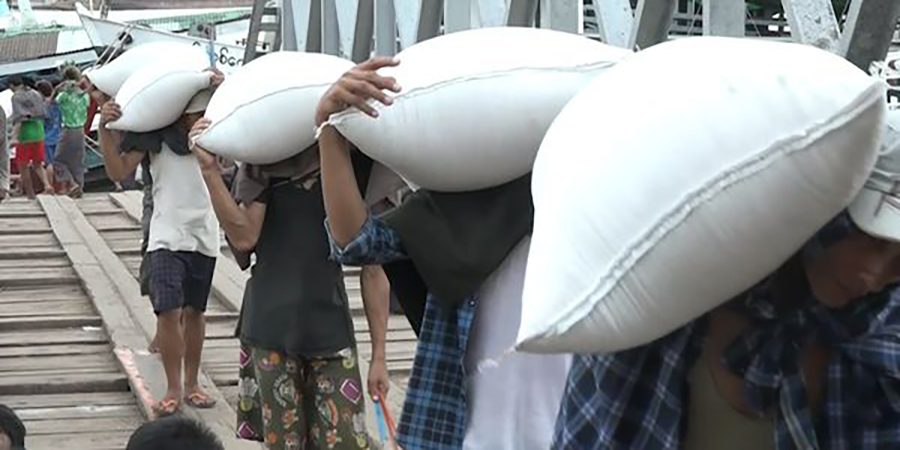 သတ်မှတ်စျေး မရောင်းပါက အရေးယူမည်ဟု ကြေညာထား၍ ဆန်အရောင်းအဝယ်အေး