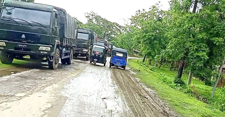 မောင်တော ၆ မိုင်စခန်းဂိတ်၌ ပစ်ခတ်မှုဖြစ်ပြီး စစ်ကောင်စီတပ်သား ၁ ဦး ဒဏ်ရာရ