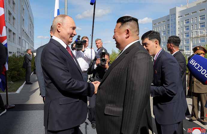 မြောက်ကိုရီးယားကိုလာရောက်ရန် ရုရှားသမ္မတပူတင်ကို  ကင်ဂျုံအန်းဖိတ်ကြား 
