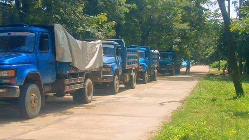 မောင်တောတွင် သိန်း ၂၃၀၀ ကျော် တန်ဖိုးရှိ ကွမ်းသီးကားများကို စစ်ကောင်စီဖမ်းဆီး