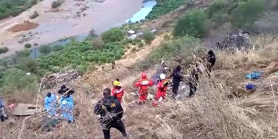 ပီရူးတွင် ခရီးသည်တင်ဘတ်စ်ကားမှောက်ပြီး လူ ၂၄ ဦးသေဆုံး