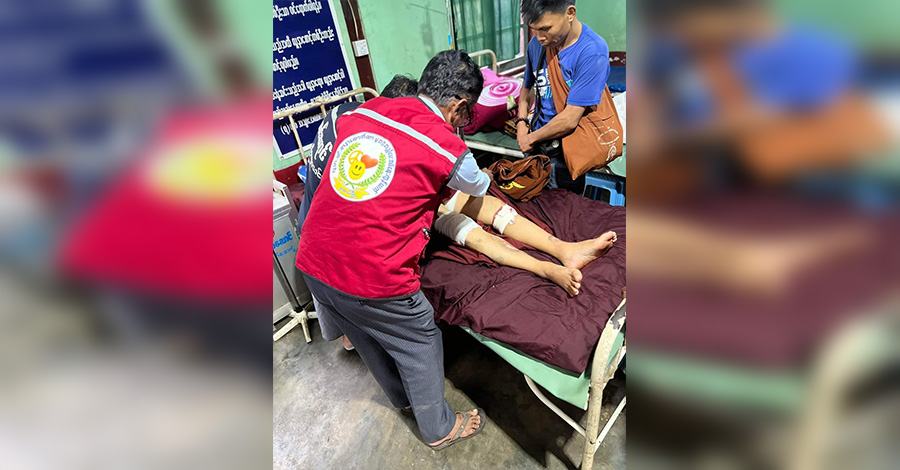 မူဆယ် လွယ်ဆုတောင်းပြည့်ဘုရားပေါ် လက်နက်ကြီးကျ၊ ဆရာတော် ၁ ပါး ဒဏ်ရာရ