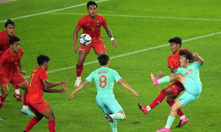 မြန်မာအသင်း တရုတ်အသင်းကို ၄ ဂိုးပြတ်ရှုံးနိမ့်