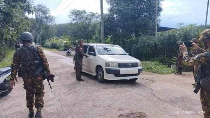 ဘုရားသုံးဆူတွင် စစ်ကောင်စီတပ်က မြို့တွင်း ကင်းလှည့် စစ်ဆေးနေ