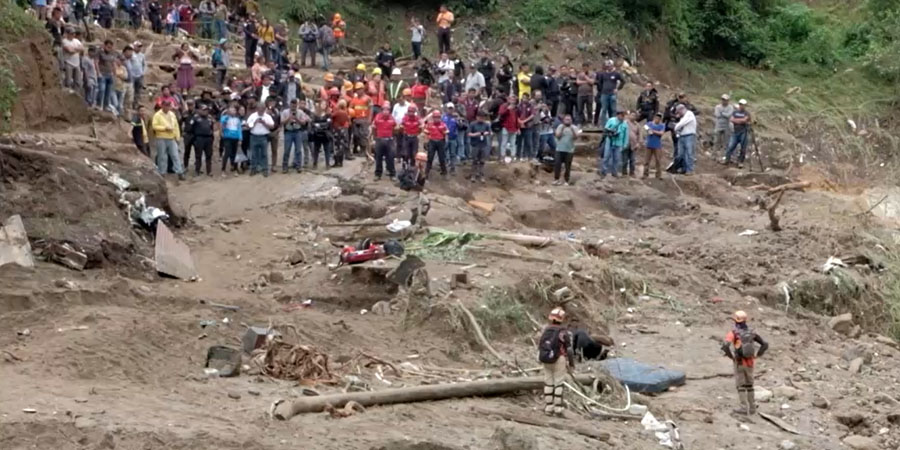 ဂွါတီမာလာတွင် မိုးသည်းထန်ပြီး မြစ်ကမ်းပါးပြိုကျ၊ ၆ ဦးသေဆုံးပြီး ၁၃ ဦးပျောက်ဆုံးနေ