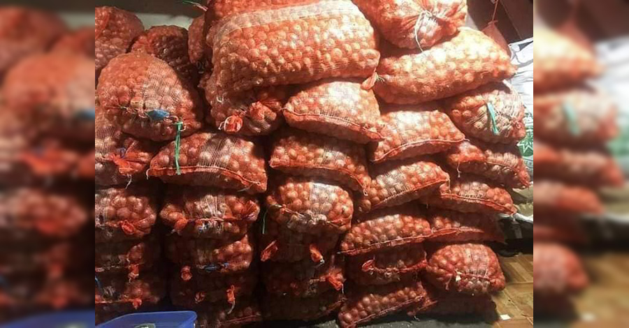 ဝယ်လိုအားကျဆင်းပြီး ကြက်သွန်ဈေးနှုန်း သိသိသာကျဆင်း