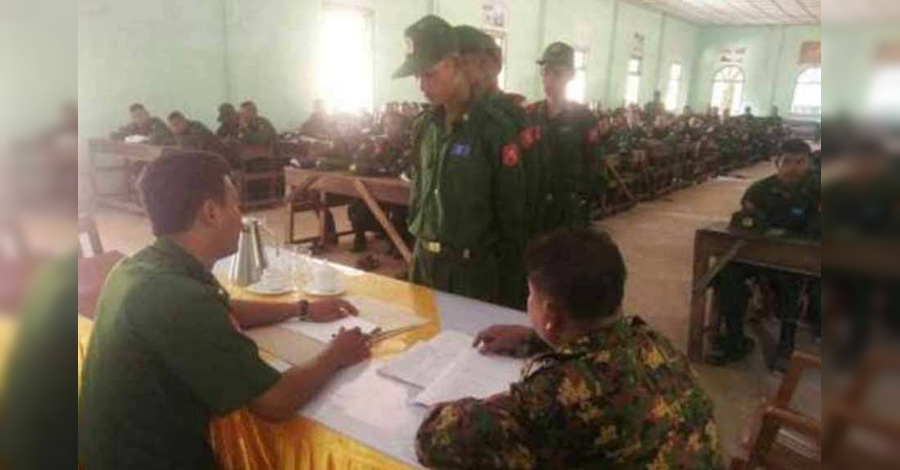 ဧရာဝတီတိုင်း၌ ခိုး၊ ဆိုး၊ လု၊ နှိုက် လူမိုက်များ ပြည်သူ့စစ်ထဲဝင်ရန် စစ်ကောင်စီ စည်းရုံးနေ