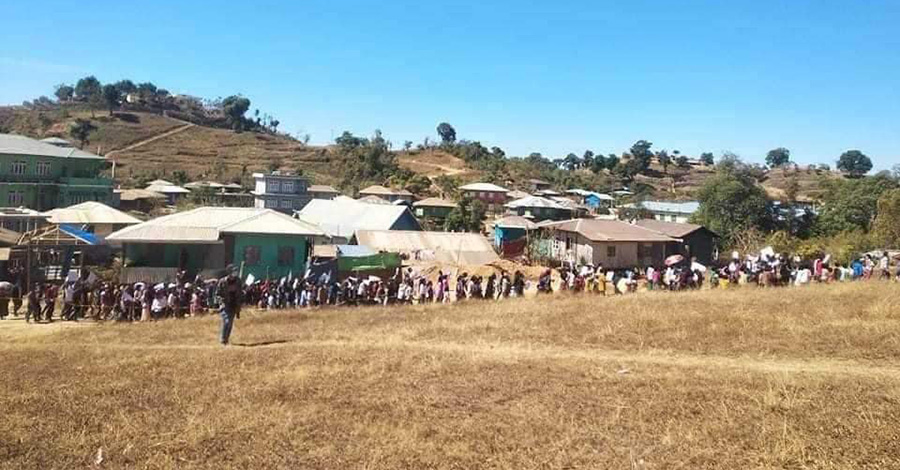 မတူပီတွင် စစ်ရေးတင်းမာနေပြီး မြို့ခံ ၁,၀၀၀ ကျော် တိမ်းရှောင်
