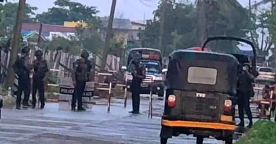 စစ်တွေကမ်းခြေရှိ စားသောက်ဆိုင်များကို စစ်ကောင်စီက အင်အားသုံးဖြိုဖျက်