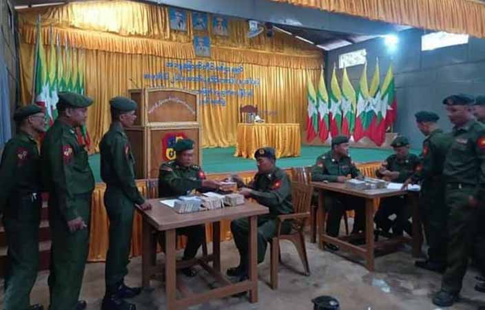 တပ်တွင်းဆူပူလာသဖြင့် ဦးပိုင်အမြတ်ငွေတွေထုတ်ပေး ဟု ဆို