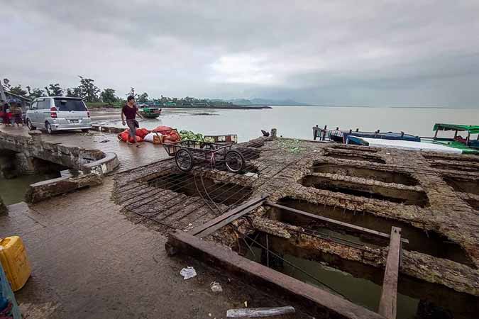 မိုခါမုန်တိုင်းကြောင့်ပျက်စီးခဲ့သည့် အငူမော်ဆိပ်ခံတံတားကို အာရှ-ဂျပန် ပေါင်းကူးအဖွဲ့ ပြင်ပေးမည်