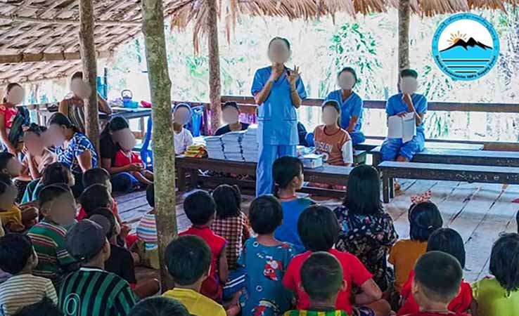 ထားဝယ်ခရိုင်က စစ်ဘေးသင့်ကလေးများကို သန်ချဆေးတိုက်ပြီး ကျန်းမာရေး အသိပညာပေး