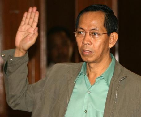 ၀ရမ္းေျပး ဗိုလ္ခ်ဳပ္ေဟာင္းတဦးကုိ ဖိလစ္ပုိင္ရဲ ဖမ္းဆီး
