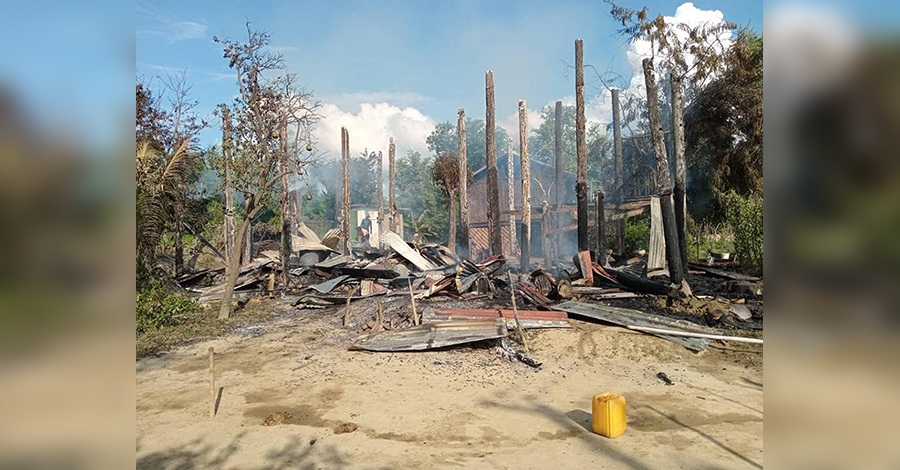 ဖားကန့်၊ ကွမ်းလုံနှင့် လားရှိုးမြို့နယ်တို့တွင် တိုက်ပွဲများဖြစ်၊ မတ္တရာ ကျေးရွာ ၂ ရွာကို စစ်တပ်က မီးရှို့ 