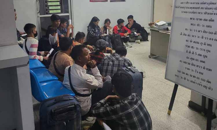 ထိုင်းလဝကအရာရှိ လက်မှတ်တုဖြင့် ဝင်ရောက်လာသည့် မြန်မာ ၂၀ ဖမ်းဆီးခံရ