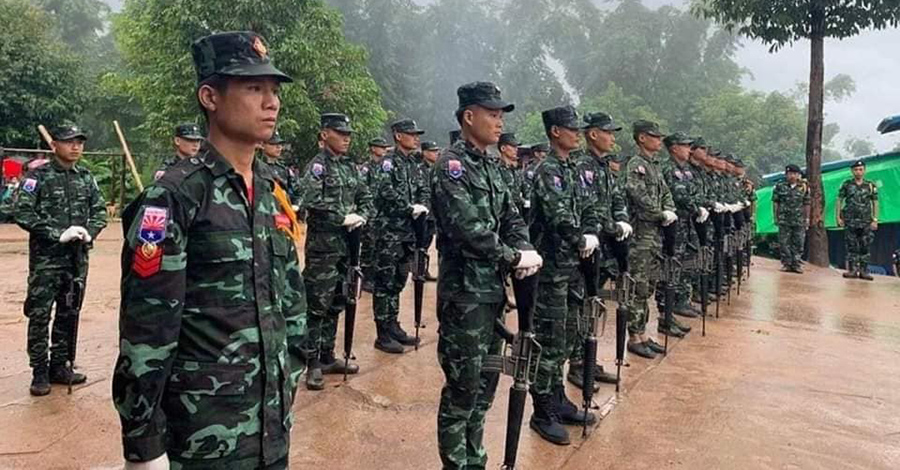 ကြာအင်းဆိပ်ကြီးမြို့ကို  ကရင်လက်နက်ကိုင်တပ်များ ဝင်ရောက်တိုက်ခိုက် ထိန်းချုပ်  
