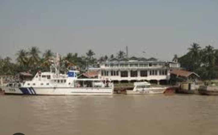 တွံတေးတူးမြောင်းတွင် ကင်းလှည့်နေသည့် ရေကြောင်းရဲတပ်ဖွဲ့ တိုက်ခိုက်ခံရ