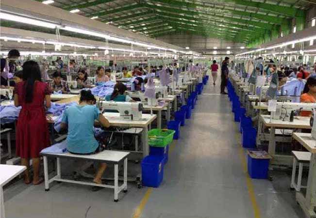အနည်းဆုံးအခကြေးငွေ ပြင်ဆင်ခြင်းမဟုတ်၊ အချိန်ပိုကြေးကို ၄၈၀၀ ကျပ်အပေါ် အခြေခံ တွက်ရမည်ဟု စစ်ကောင်စီပြော