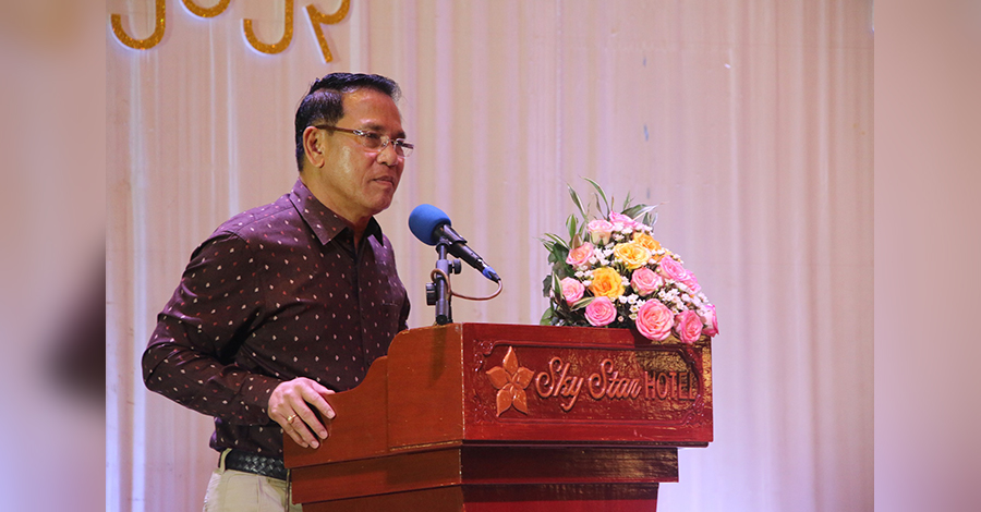 အနုပညာရှင်များ ရှေ့တန်းထွက်ဖျော်ဖြေရမည်ဟု စစ်ကောင်စီ ဝန်ကြီးပြော