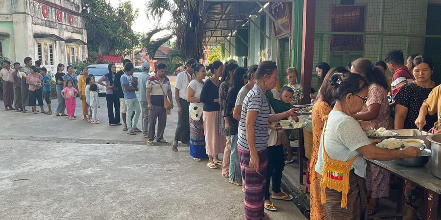 သိန္နီတွင် ပစ်ခတ်မှုများရှိနေဆဲ၊ မြို့လူဦးရေတဝက်ကျော် ထွက်ပြေးနေရ
