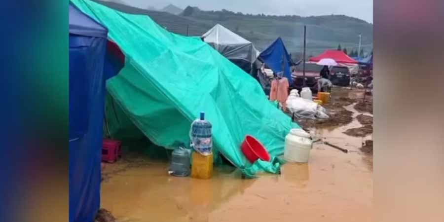 မိုးသည်းထန်စွာရွာသွန်းမှုကြောင့်  ကိုးကန့် စစ်ဘေးရှောင်များ အခက်ကြုံ