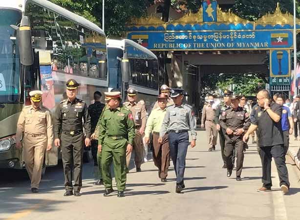 ကိုးကန့်တိုက်ပွဲတွင်ပိတ်မိနေသည့် ထိုင်းနိုင်ငံသားများ အပါအဝင် ၂၇၃ ဦး ထိုင်းသို့ ပြန်ရောက် 