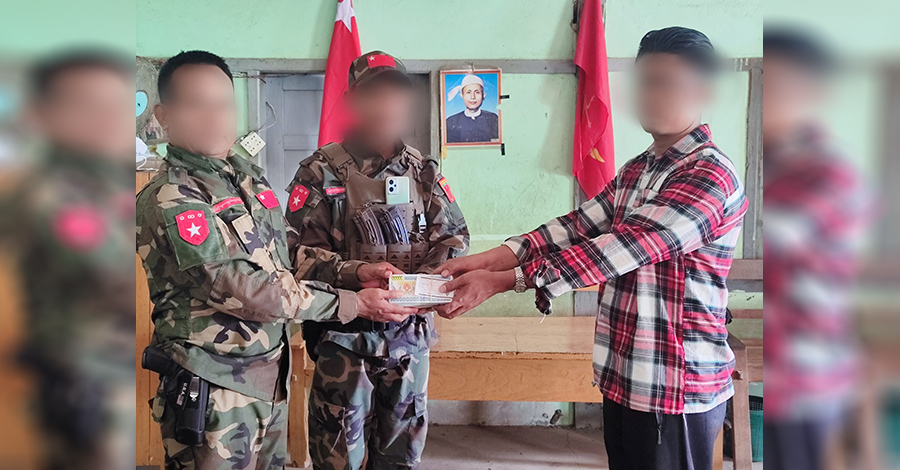စစ်ကောင်စီတပ်သား ၃ ဦး ဖယ်ခုံ PDF ထံ အလင်းဝင်၊ ခင်ဦး၌ ပြည်သူ့ရင်ခွင်ခိုလှုံ တပ်သား ၁ ဦးကို  ဂုဏ်ပြုငွေချီးမြှင့်
