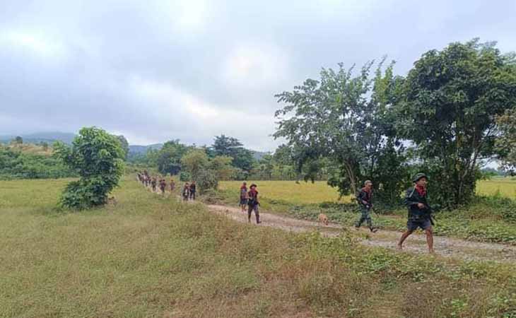 ပေါက်ခေါင်းတွင် ပျူစောထီးအလောင်းစစ်ရန်လာသည့် စစ်ကြောင်းမိုင်းခွဲခံရ၊ ရေတာရှည်တွင် စစ်သားများ တိုက်ခိုက်ခံရပြီး ၃၀ ကျော်သေ