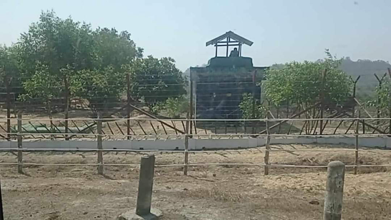 မောင်တော-အငူမော်လမ်းရှိ  ဗောဓိကုန်းစခန်းကို အေအေသိမ်းပိုက် 